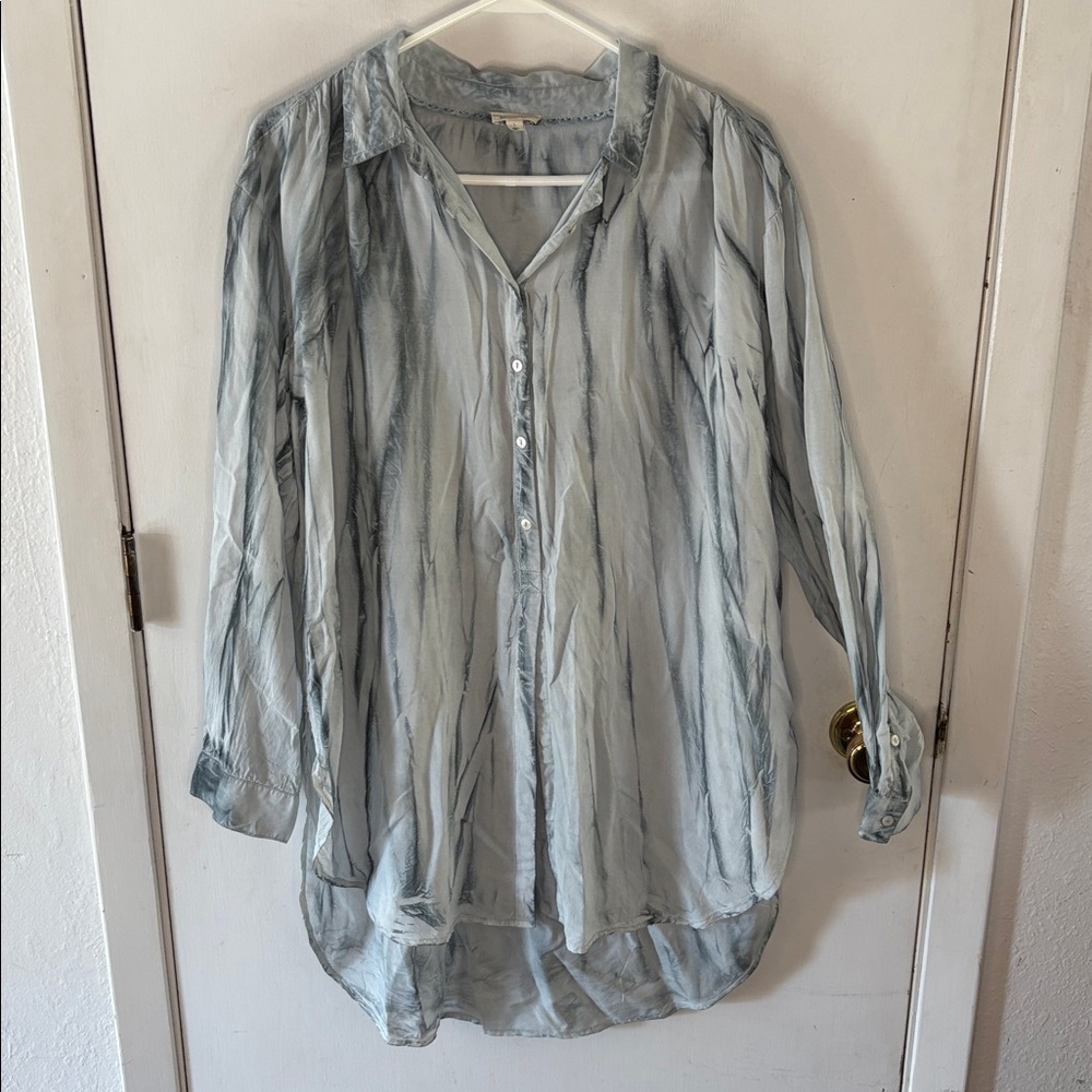 Pilcro light blue tie dye long sleeve blouse Size Large
